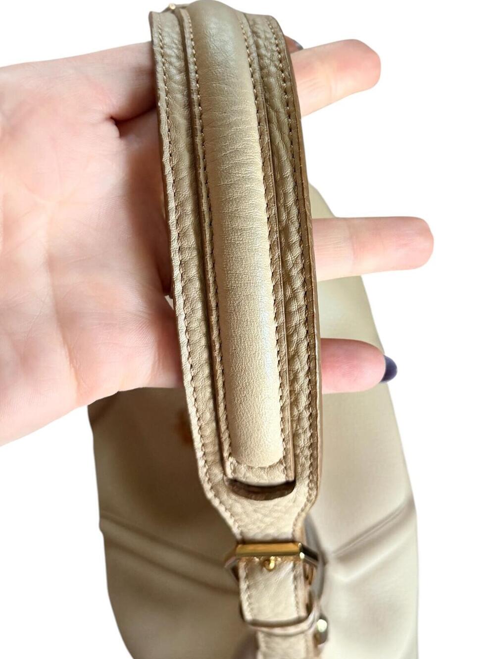 MCM Klara Medium Hobo Bag Beige Pebbled Leather Gold Hardware - Picture 7 of 14